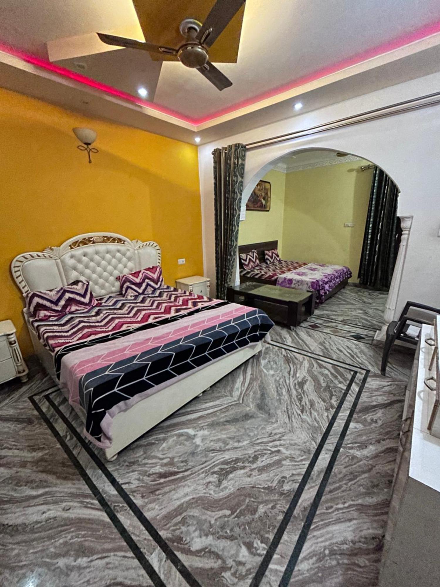 $4 Home Stay Amritsar Exterior photo
